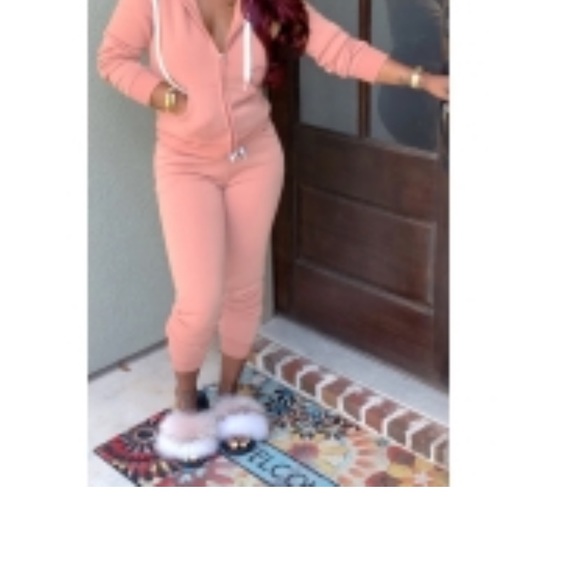 Never worn, jogging pants color pink adjustable - Picture 2 of 2